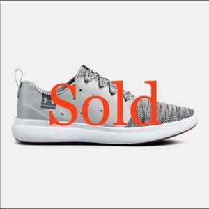 ❗️SOLD❗️NIB Under Armour Charged 24/7 Mens Shoes